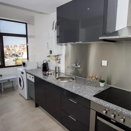 Guest H4u - Povoa Vacation Apartment Povoa de Varzim